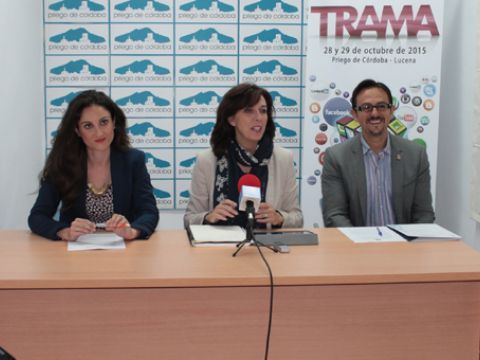 Gómez, Ceballos y Lara durante la presentación de la XI edición de Trama. (Foto: R. Cobo)