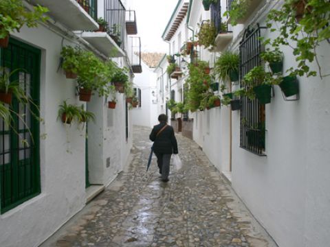 Una de las calles del histórico barrio de La Villa. (Foto: R. Cobo)