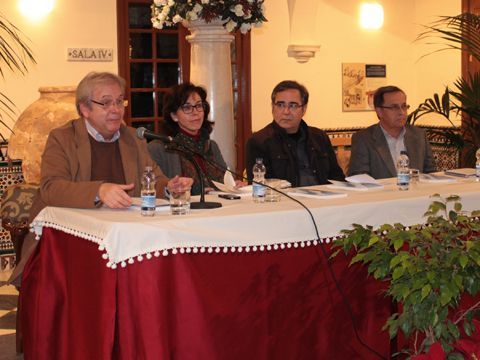 Antonio López, María Luisa Ceballos, Juan de Dios García y Miguel Forcada, ayer durante la presentación. (Foto: R. Cobo)