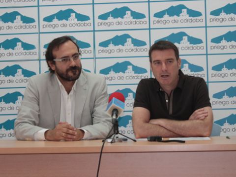 Gonzalo García y Pablo Ruiz durante la presentación de la oferta formativa. (Foto: R. Cobo)