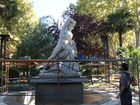 Estado que presentaba la monumental escultura durante los trabajos a los que ha sido sometida. (Foto: R. Cobo)