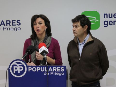 Ceballos y Carrillo durante la rueda de prensa celebrada hoy jueves. (Foto: R. Cobo)