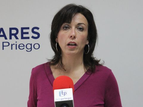 María Luisa Ceballos durante su comparecencia ante los medios. (Foto: R. Cobo)