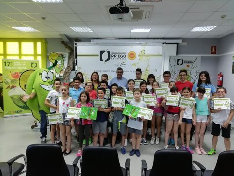 Participantes en una de las ediciones de la Escuela de Cata. (Foto: Cedida)