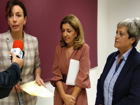 Mª Luisa Ceballos, Mª Jesús Botella y Mercedes Sillero. (Foto: R. Cobo)