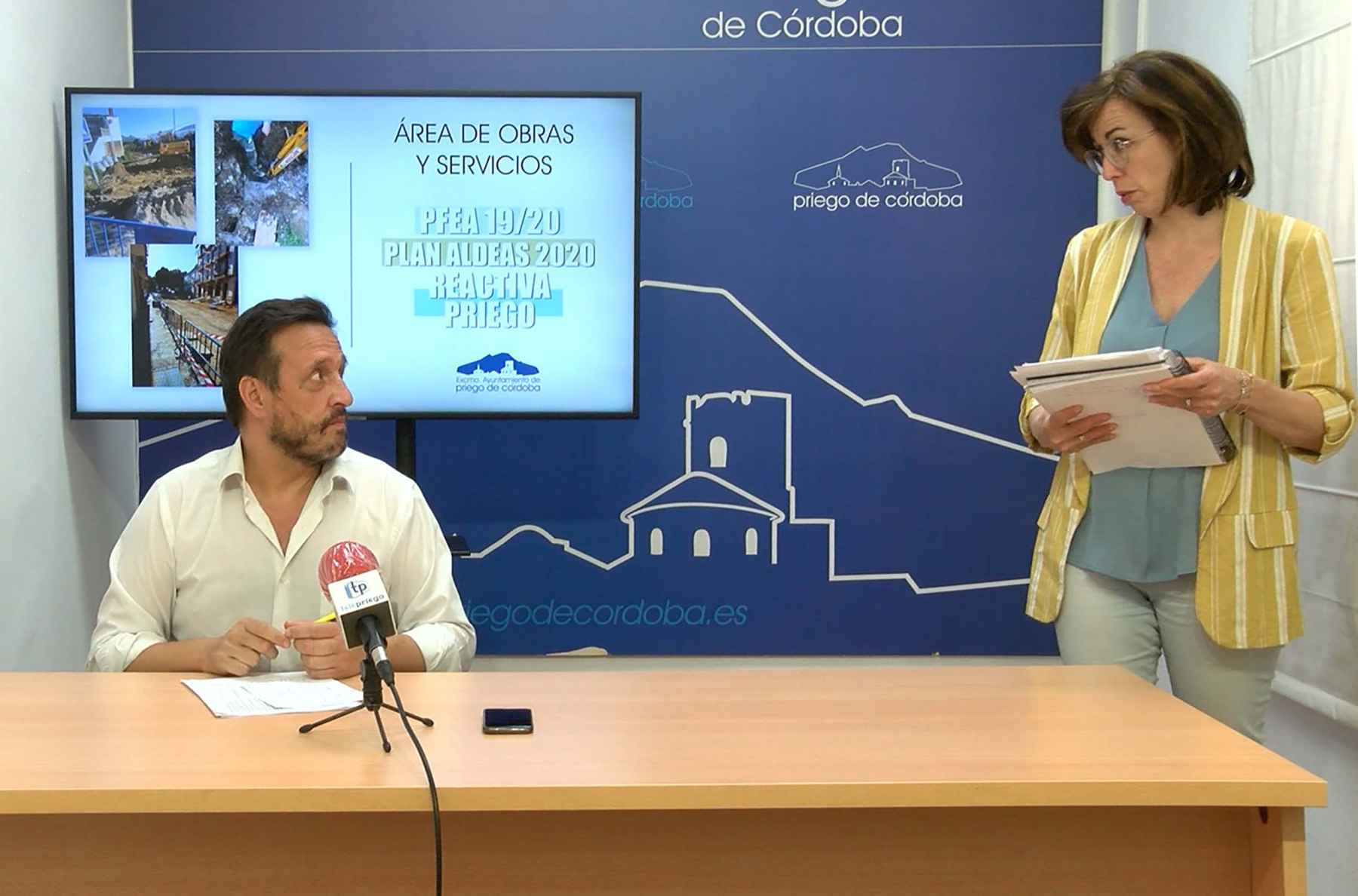 Ibáñez y Ceballos durante la rueda de prensa ofrecida hoy.