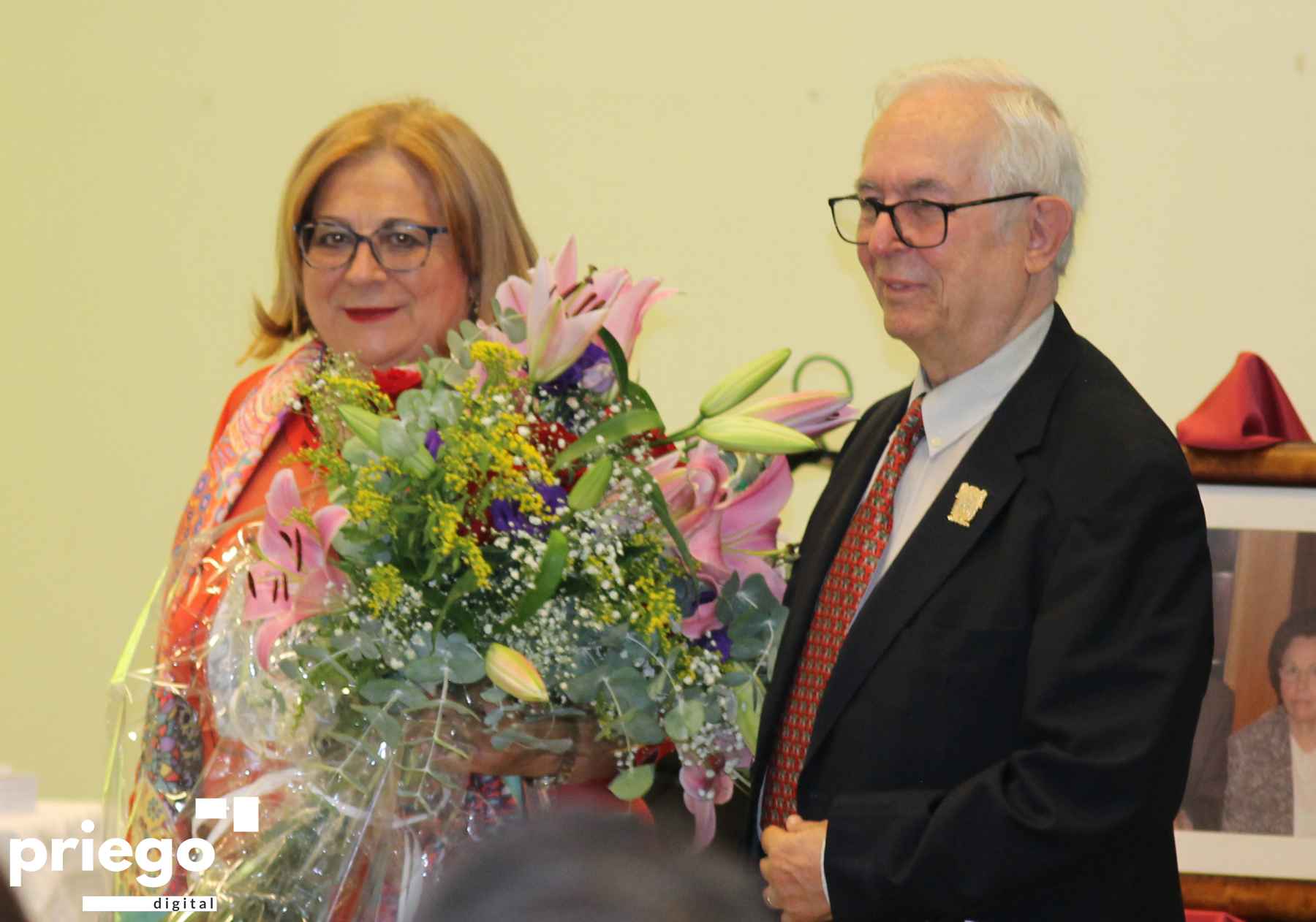 Mari Cruz Garrido y Manuel Peláez, autora y prologista del libro.