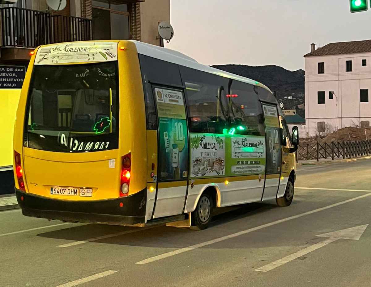 Bus urbano de Priego.
