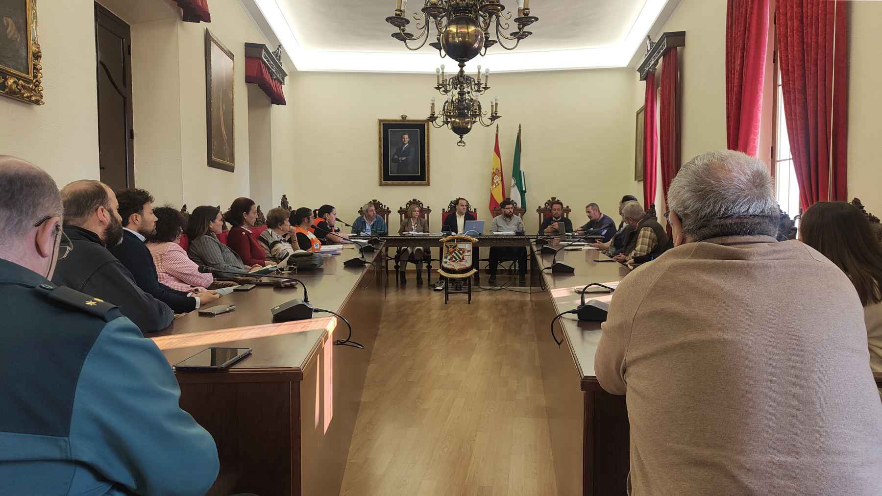 Reunión del Comité de Coordinación de Emergencias celebrada hoy lunes en el Salón de Plenos.