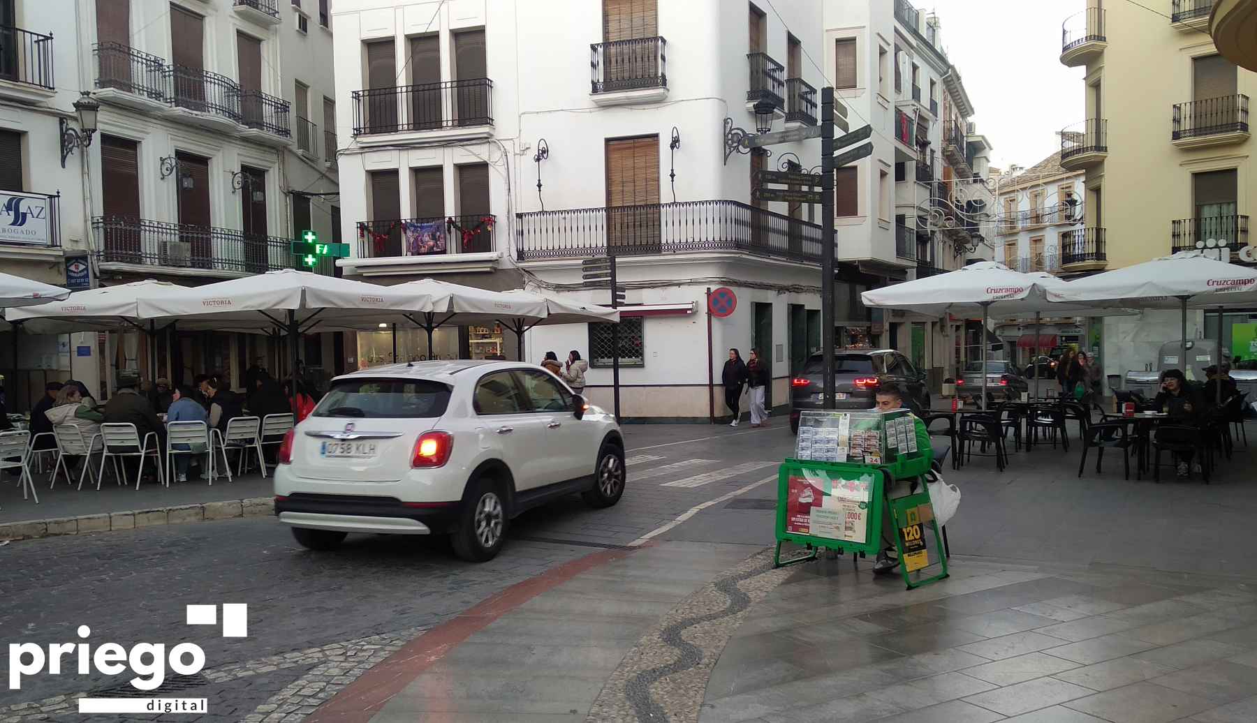 Estado que presenta en la actualidad la plaza de Andalucía.