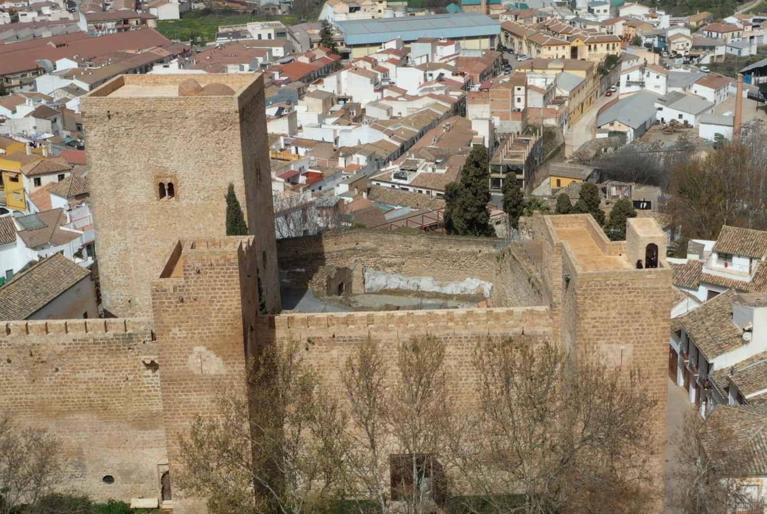 Imagen aérea del castillo de Priego.