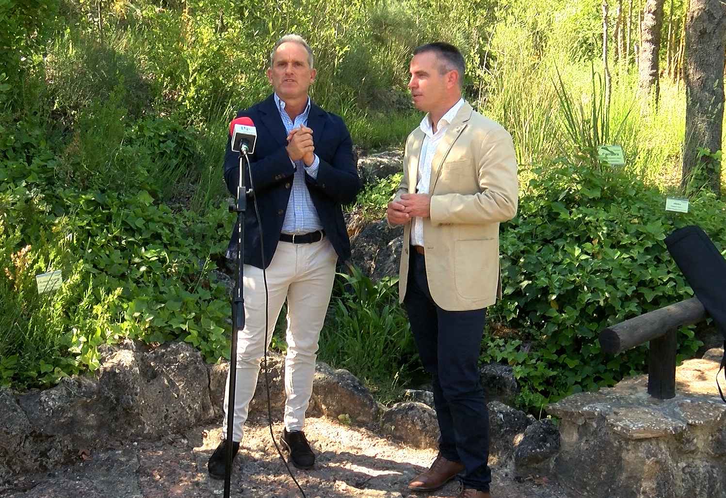 Martínez y Pérez, hoy en el jardín micológico La Trufa.