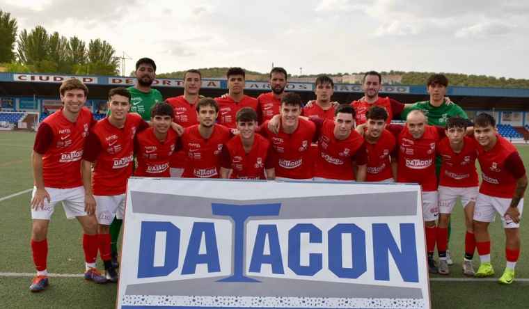 Formación del equipo prieguense en un partido en casa.
