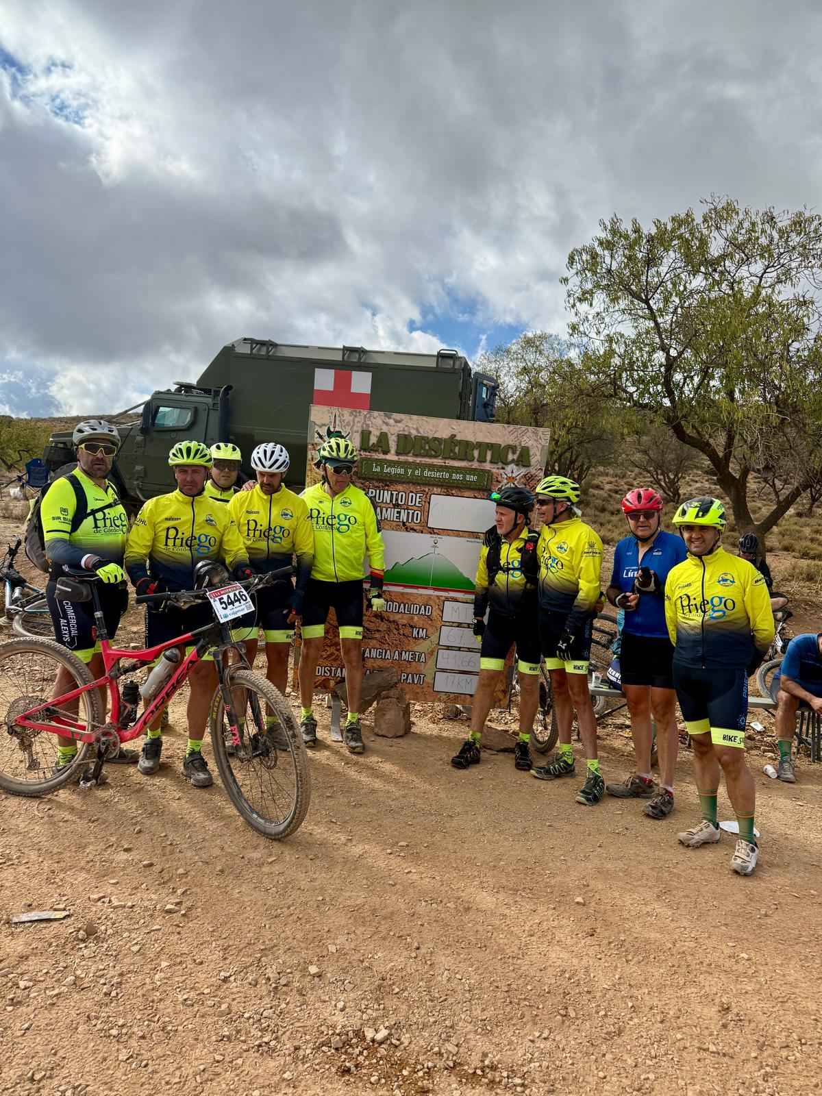 El equipo en plena carrera.