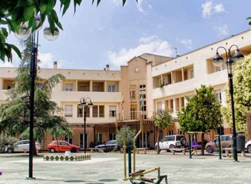 Exterior de la residencia Geiss-96.