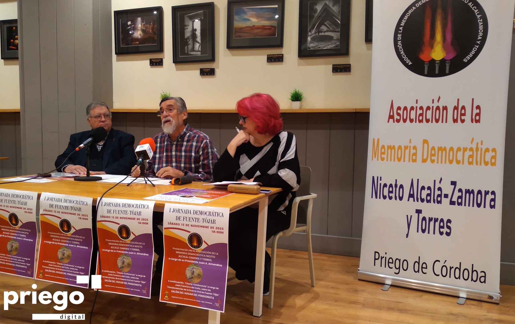 Vilas, Almendros y Serrano, hoy durante su comparecencia ante los medios.