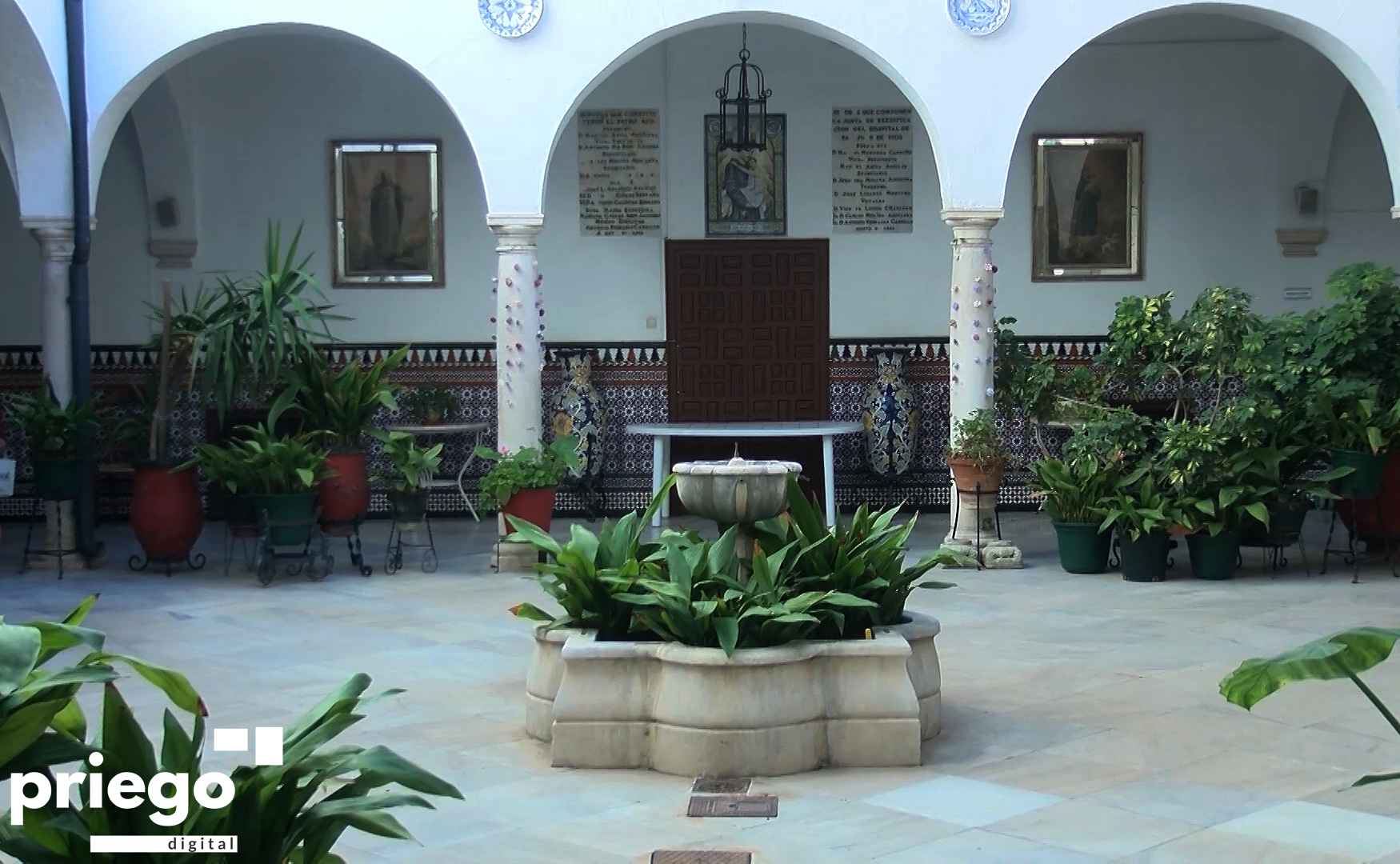 Patio interior de la residencia Hospital de San Juan de Dios, una de las entidades beneficiarias.