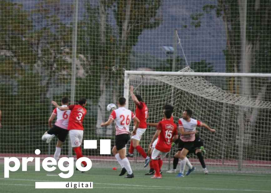 Lance de un encuentro en casa.