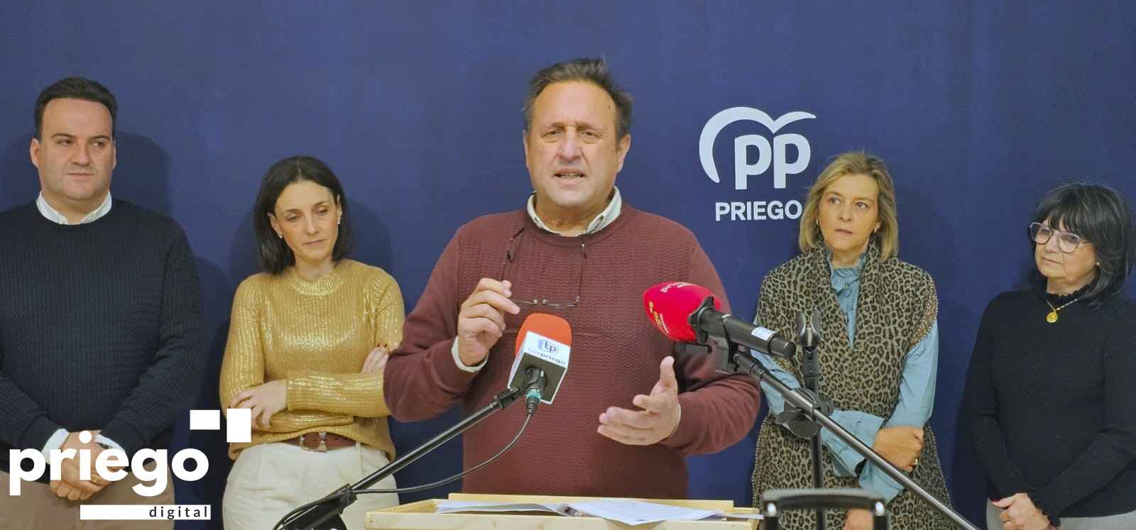 Imagen de la comparecencia ante los medios.