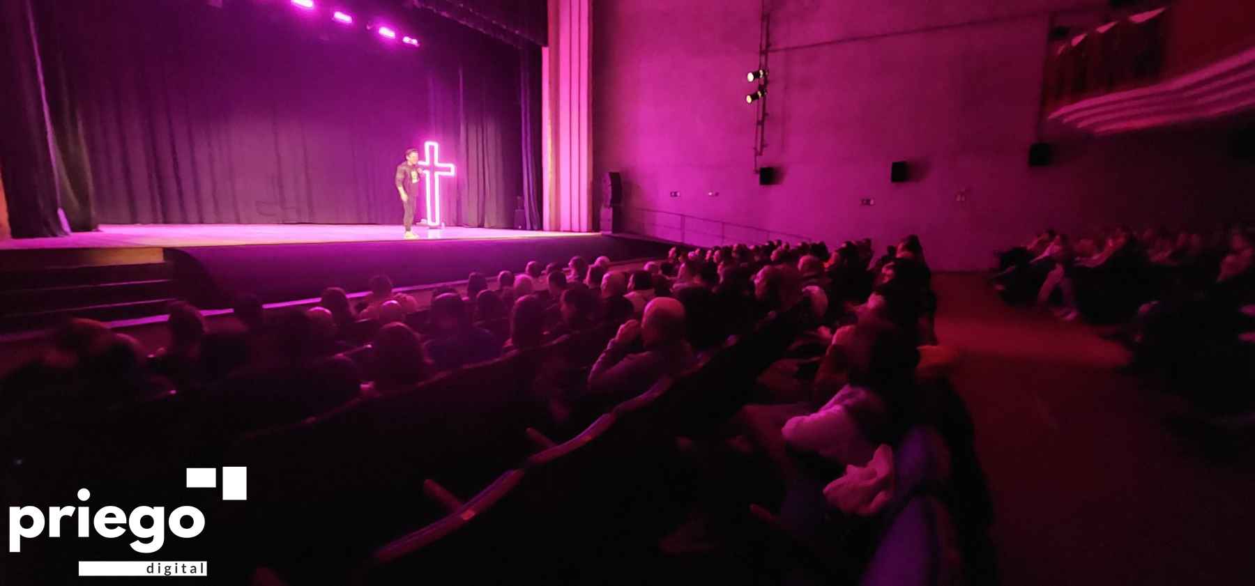 Imagen del Teatro Victoria durante el espectáculo.
