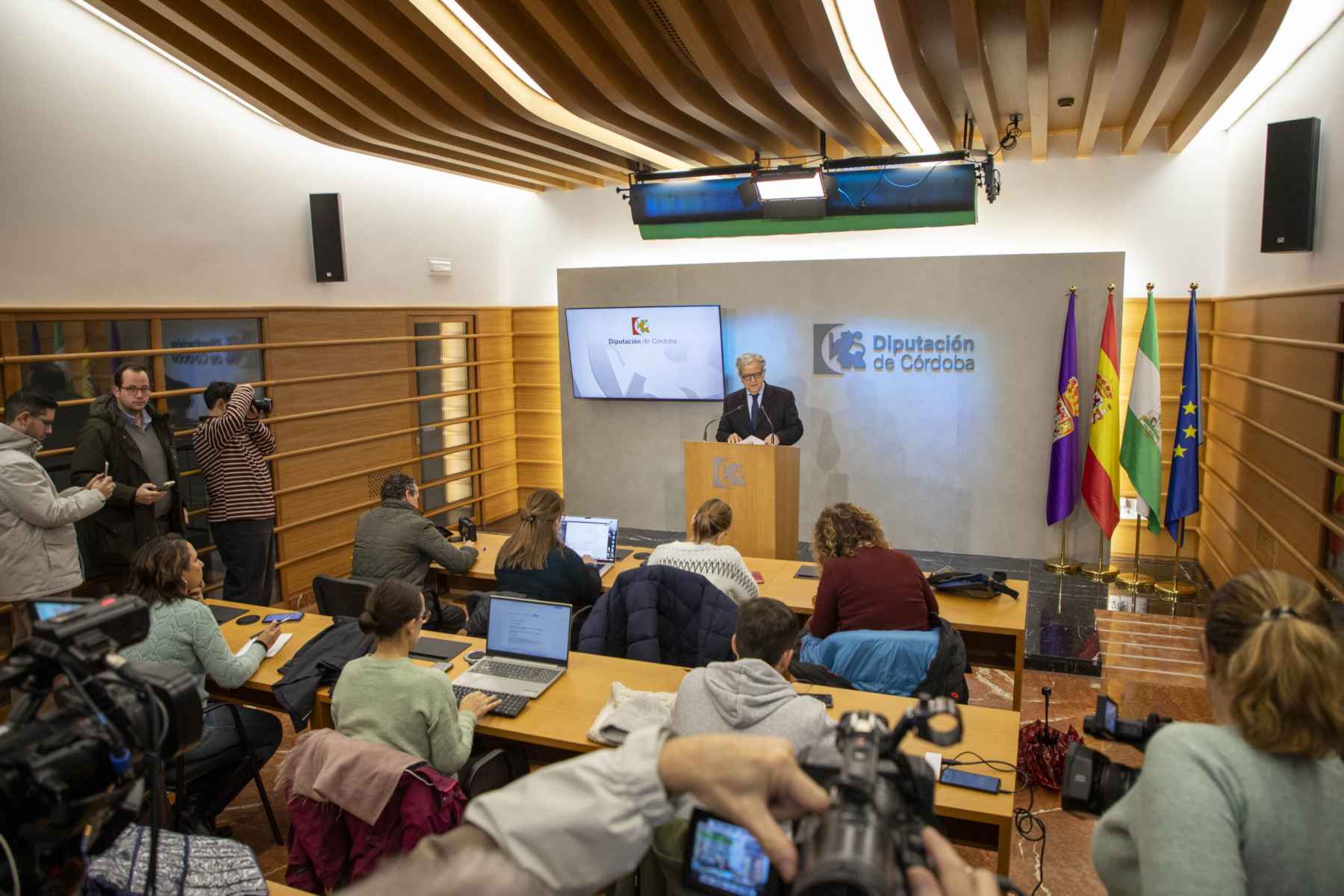 Comparecencia de Salvador Fuentes.