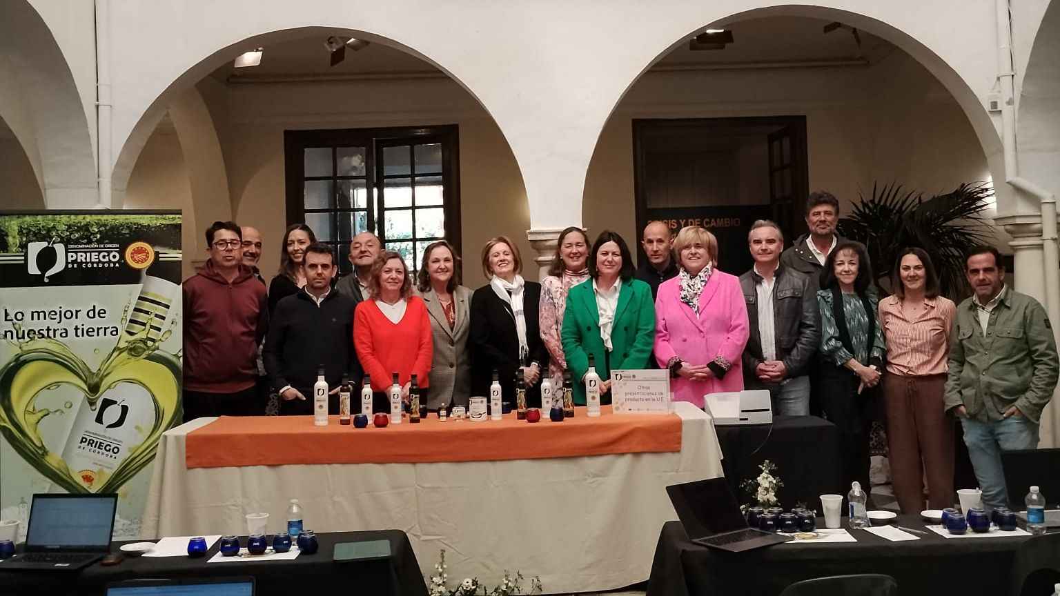 Integrantes del panel de cata.