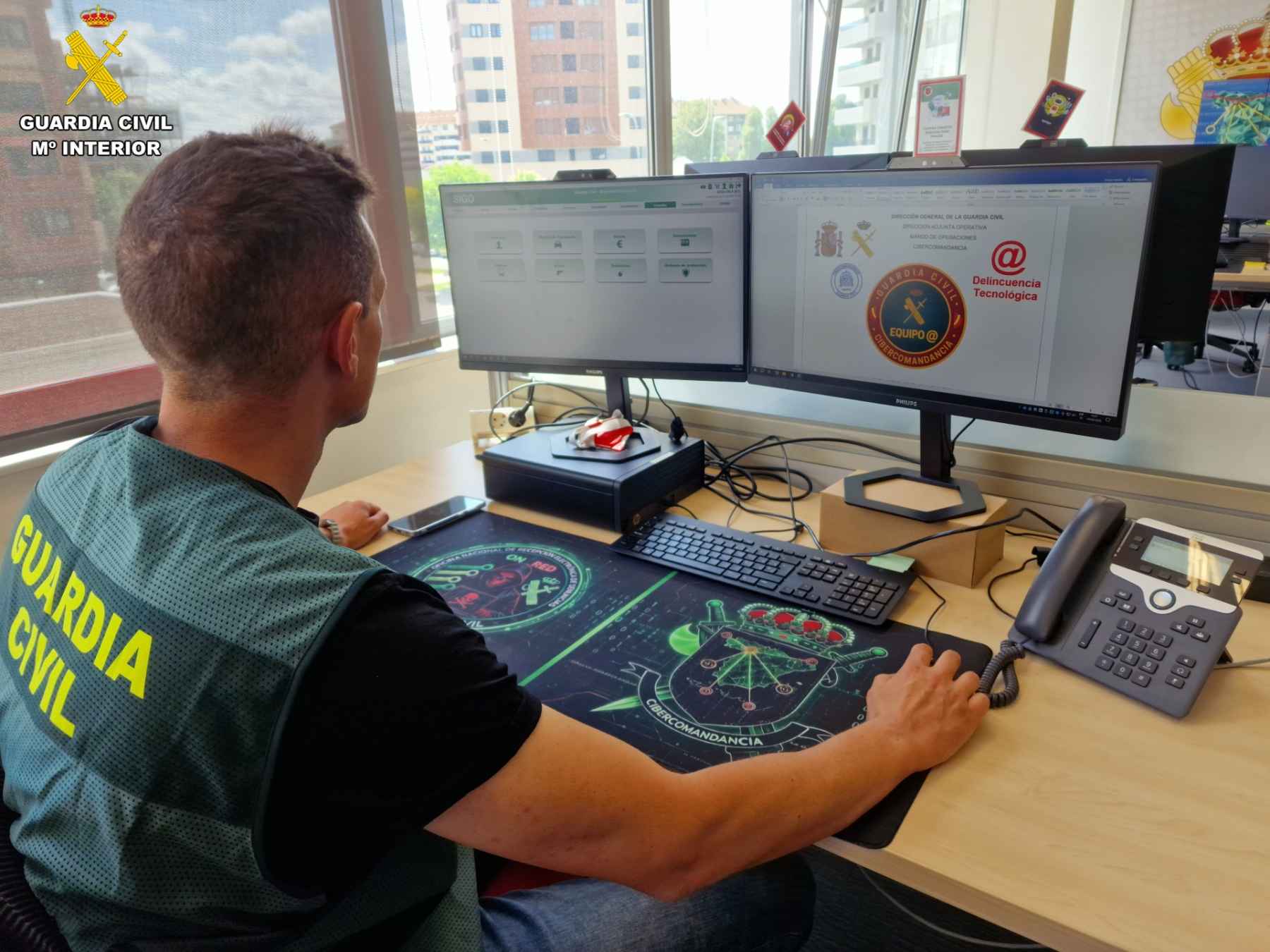 Equipo @ de la Cibercomandancia.