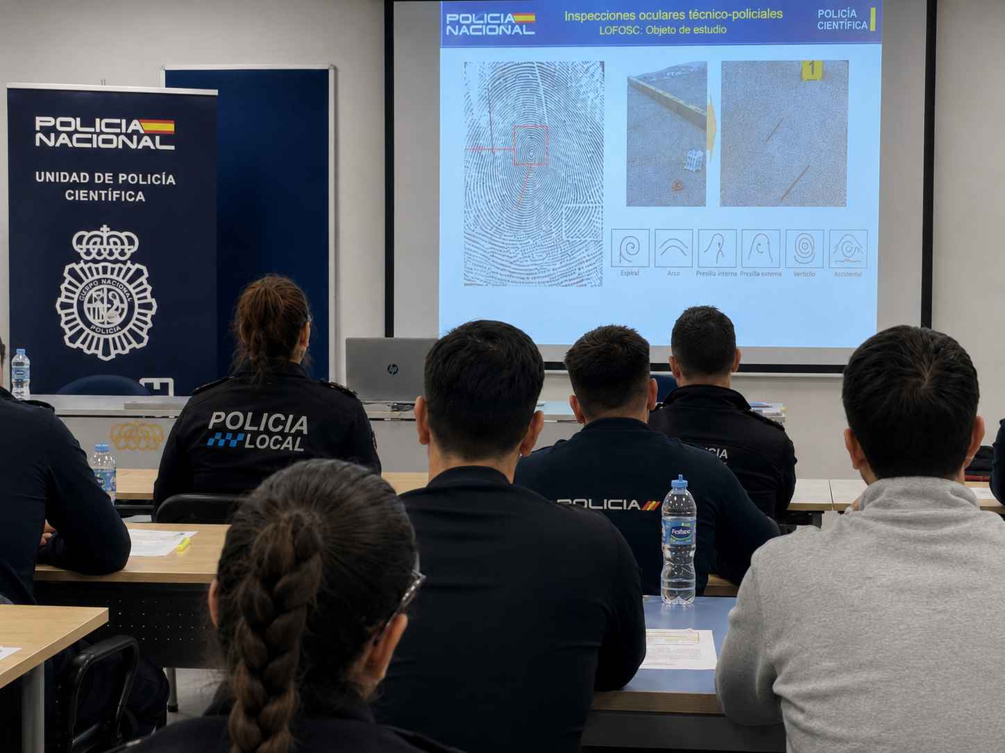 La formación ha estado a cargo de la Brigada Provincial de Policía Científica de Córdoba