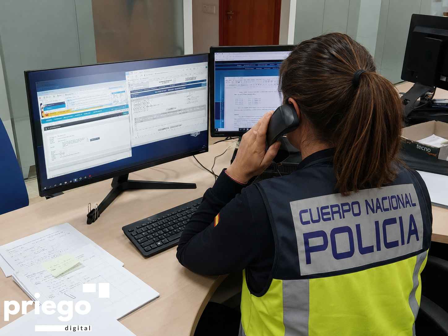 Las personas con pensamientos suicidas o sus familiares pueden solicitar ayuda en el teléfono 024