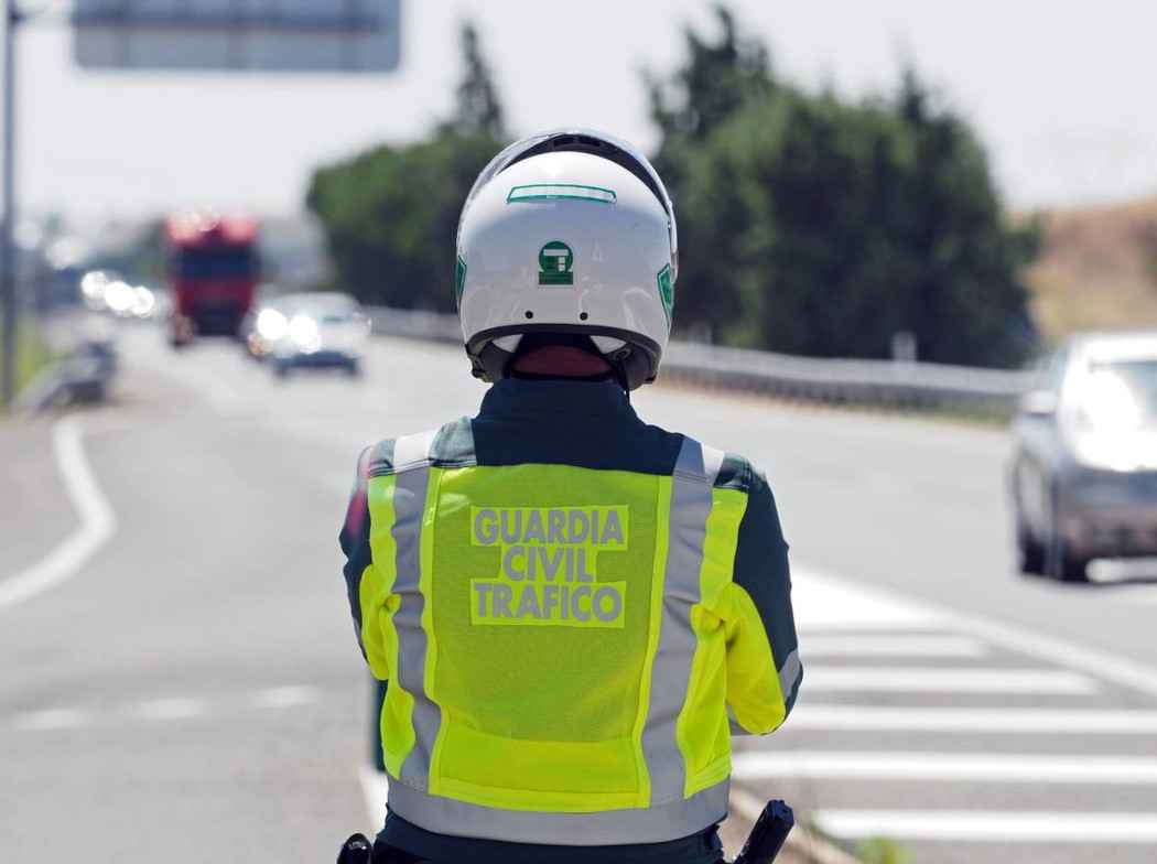 Los agentes de la Agrupación de Tráfico de la Guardia Civil establecieron 3.466 puntos de control.