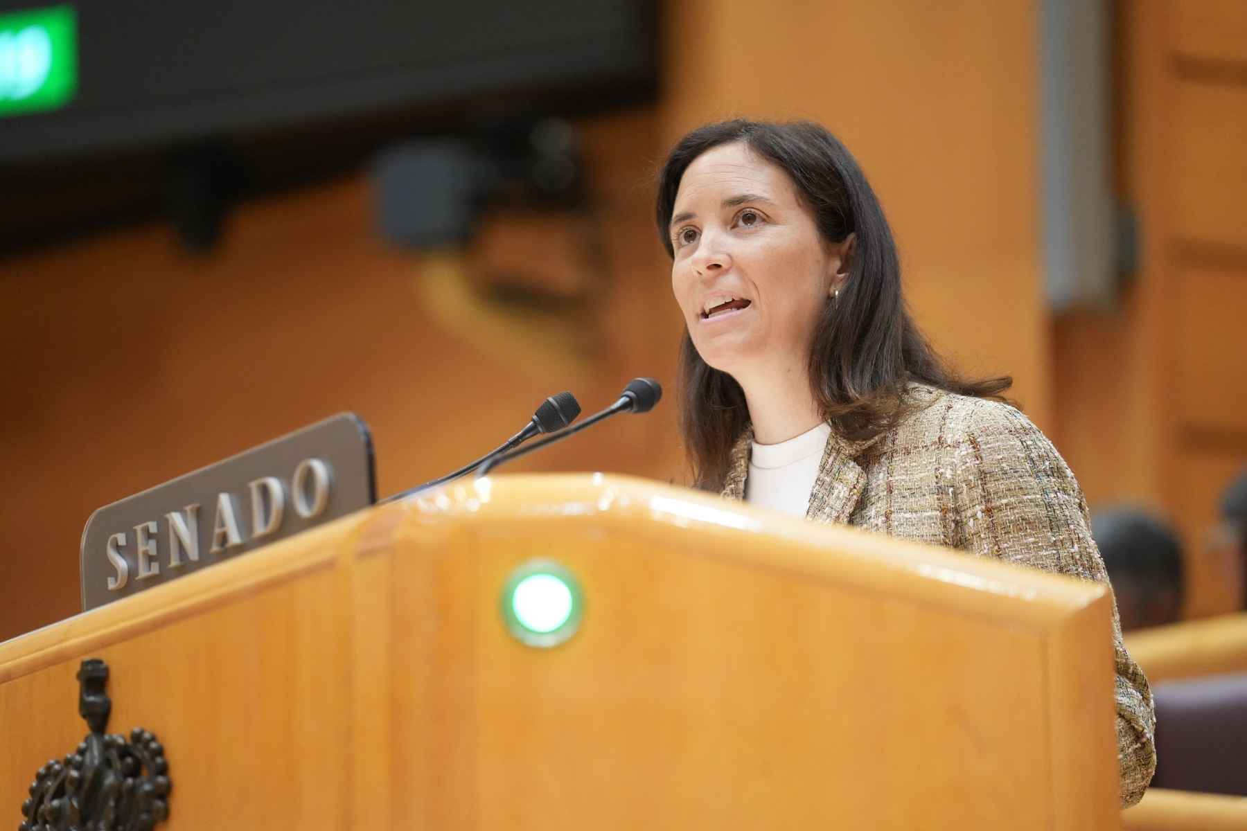 La senadora prieguense Cristina Casanueva.