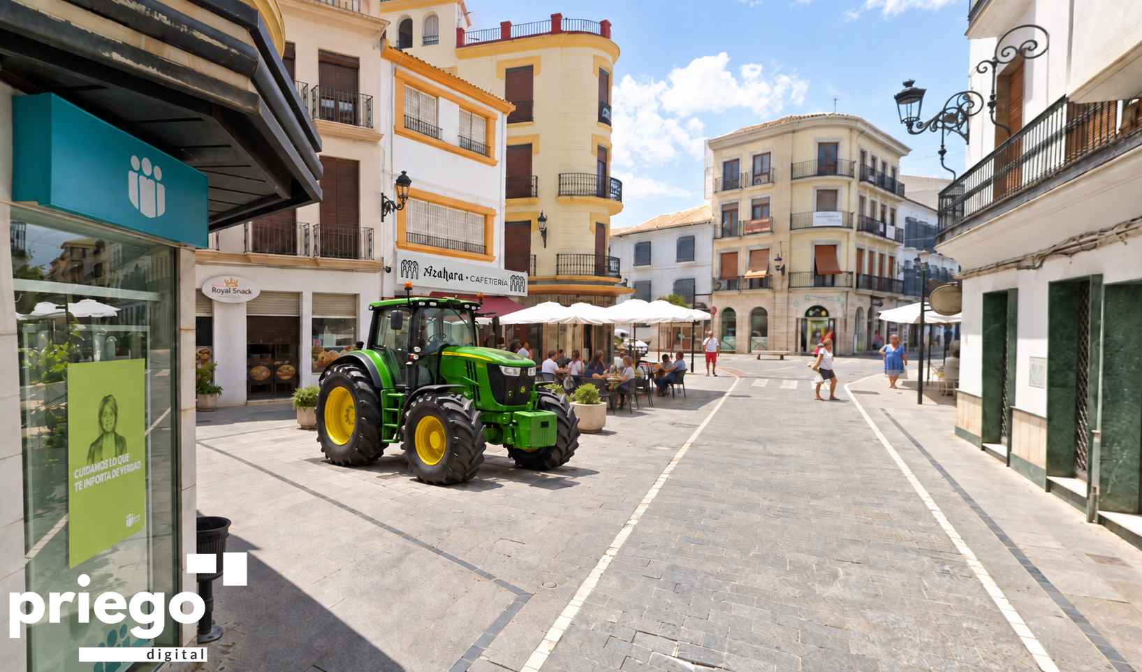 Porque una cosa es comprar un tractor y otra encontrarle sitio en Priego.