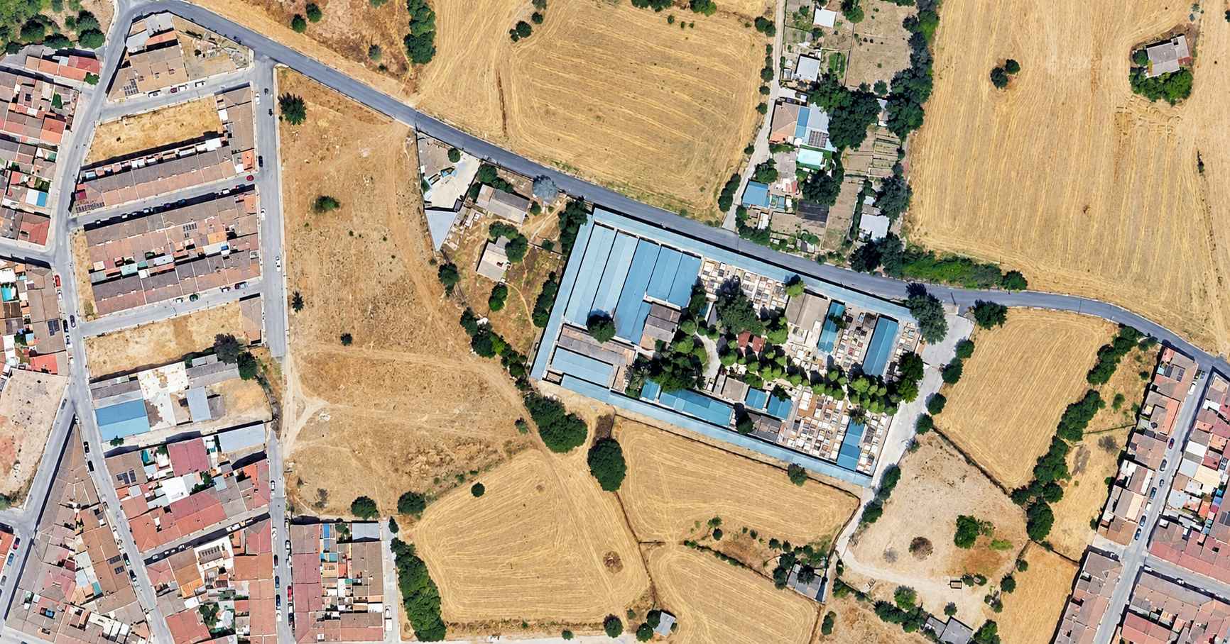 Vista aérea del cementerio municipal.