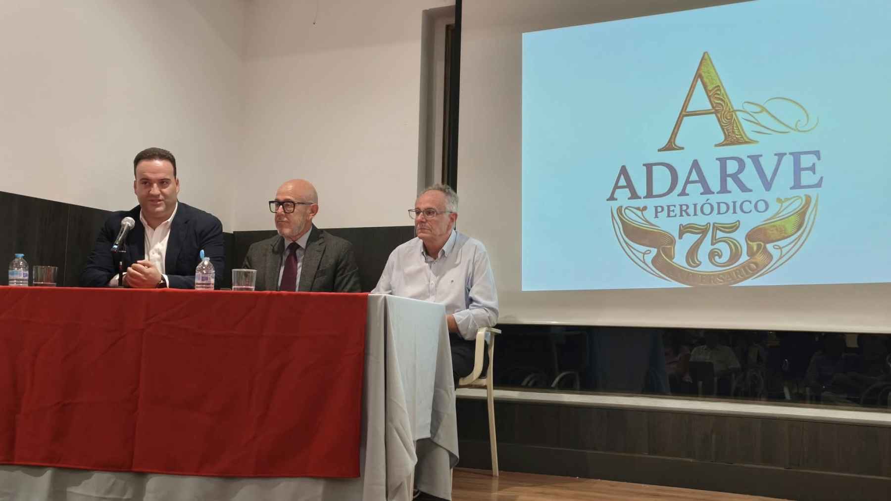 Presentación de los actos del 75 aniversario de 'Adarve'.