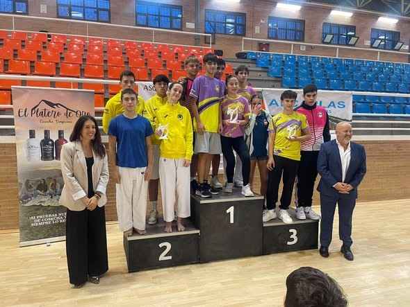 Podio del XV Trofeo de Karate Ciudad de Alcalá la Real.