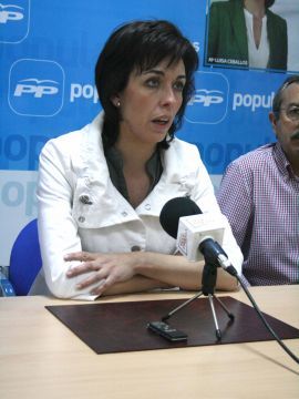 Mª Luisa Ceballos durante su comparecencia ante los medios. (Foto: Antonio J. Sobrados)