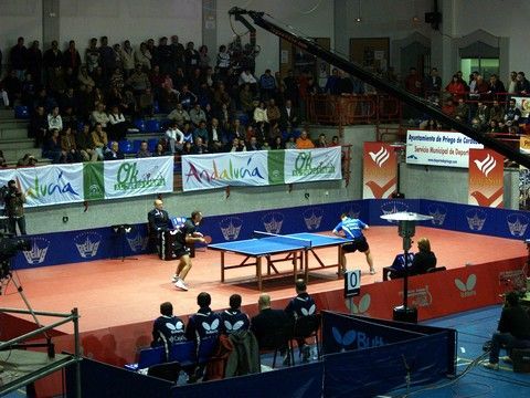 Un momento de las grades tardes de tenis de mesa europeo celebradas en Priego. (Foto: Dele)