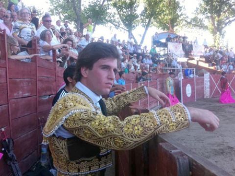 Miguel Ángel Serrano ayer en la localidad segoviana de Aguilafuente. (Foto: Cedida)