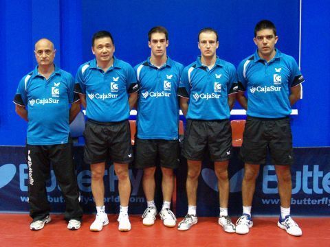 Equipo del CajaSur Priego para esta temporada 2011-2012. (Foto: Dele)