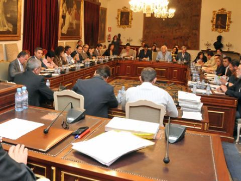 Panorámica del Pleno de la Diputación de Córdoba. (Foto: Alicia Fernández) 