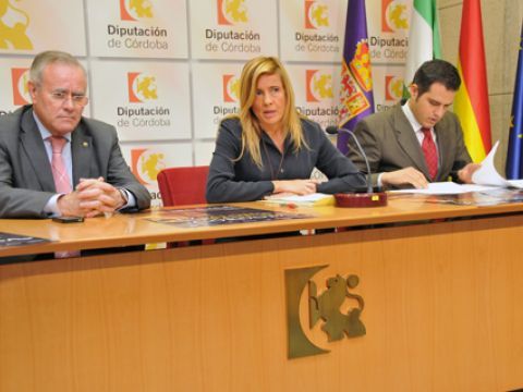 Villalba, Alarcón y Diéguez durante la presentación en la sala de prensa de Diputación. (Foto: Alicia Fernández)
