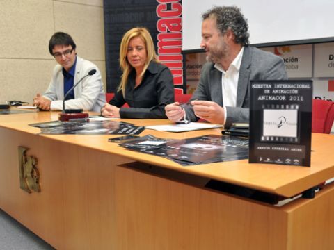 Pablo García Casado, Rosario Alarcón y Ramón López durante la rueda de prensa. (Foto: Cedida)