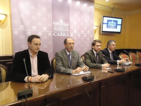 Pérez, García, Priego y Barbudo informando del programa. (Foto: J. Moreno)