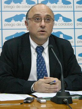 Miguel Ángel Serrano Carrillo, presidente del Área de Hacienda. (Foto: R. Cobo)