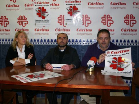 María del Carmen Molina, Luis Recio y Manuel Montes durante la presentación de la campaña. (Foto: R. Cobo)