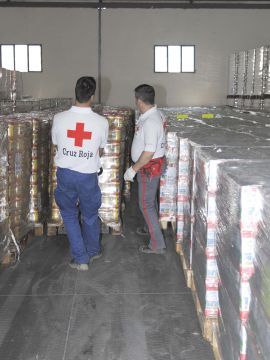 Más de 56.000 personas se benefician de un nuevo reparto de comida de Cruz Roja. (Foto: Cedida)