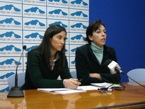 Casanueva y Ceballo, esta mañana durante su comparercencia ante los medios. (Foto: R. Cobo)