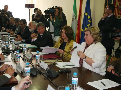 Imagen de la reunión mantenida este lunes en Córdob. (Foto: Cedida)