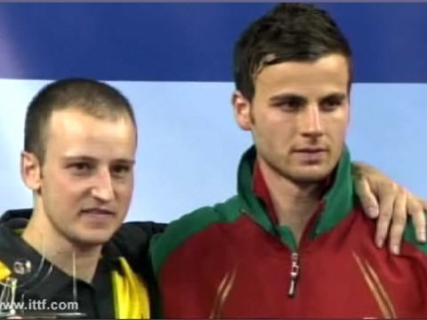 Machado en el podio junto a Thiago Apolonia. (Foto: ITTF.TV)