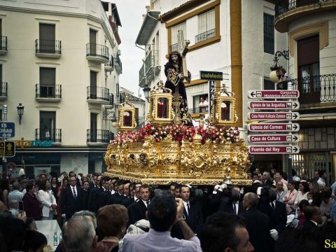 Ntro. Padre Jesús Nazareno durante el desfile procesional de este domingo: (Foto: José Luis Sansaloni)